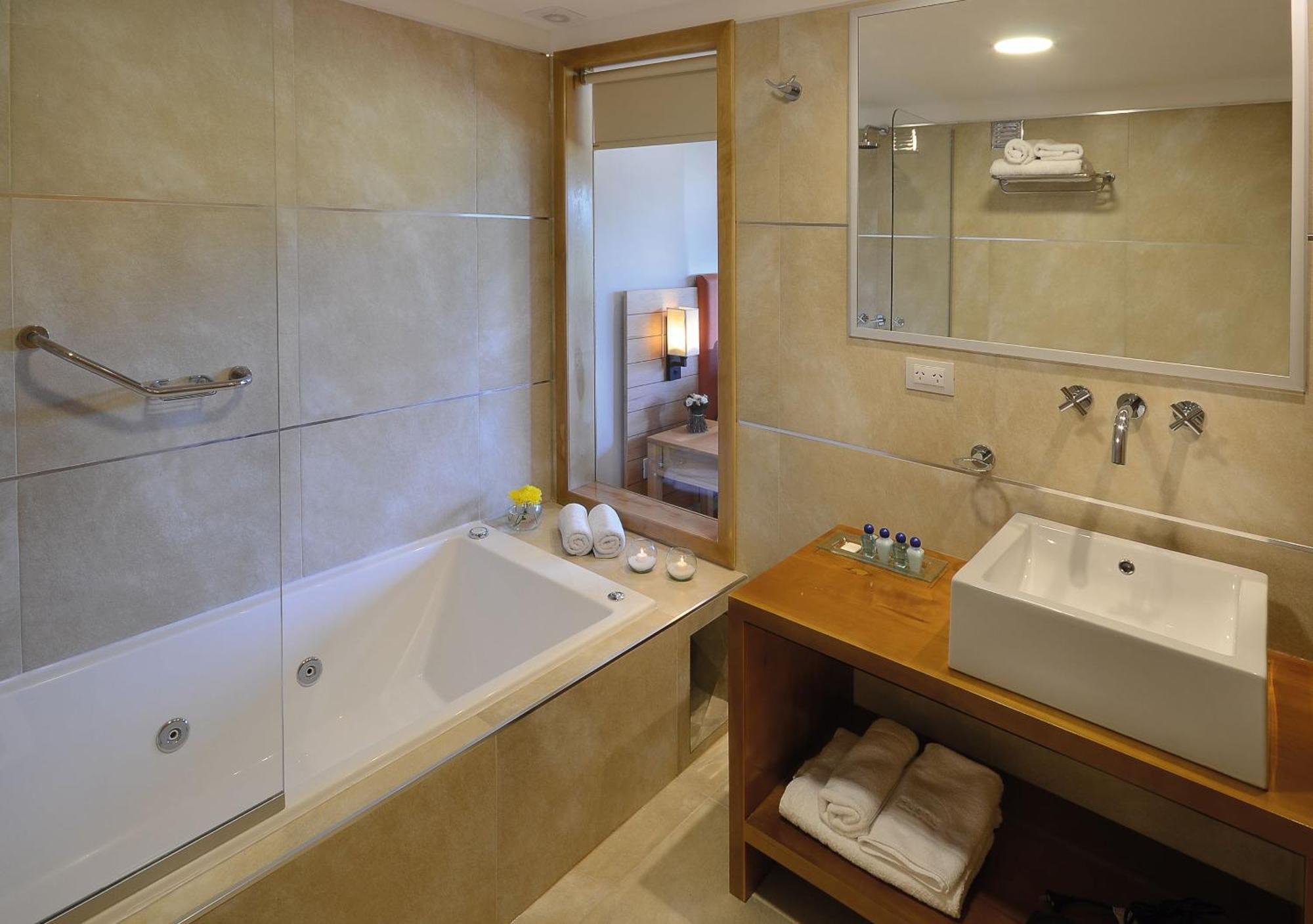 Huenu By Dot Boutique Hotel Villa La Angostura Værelse billede