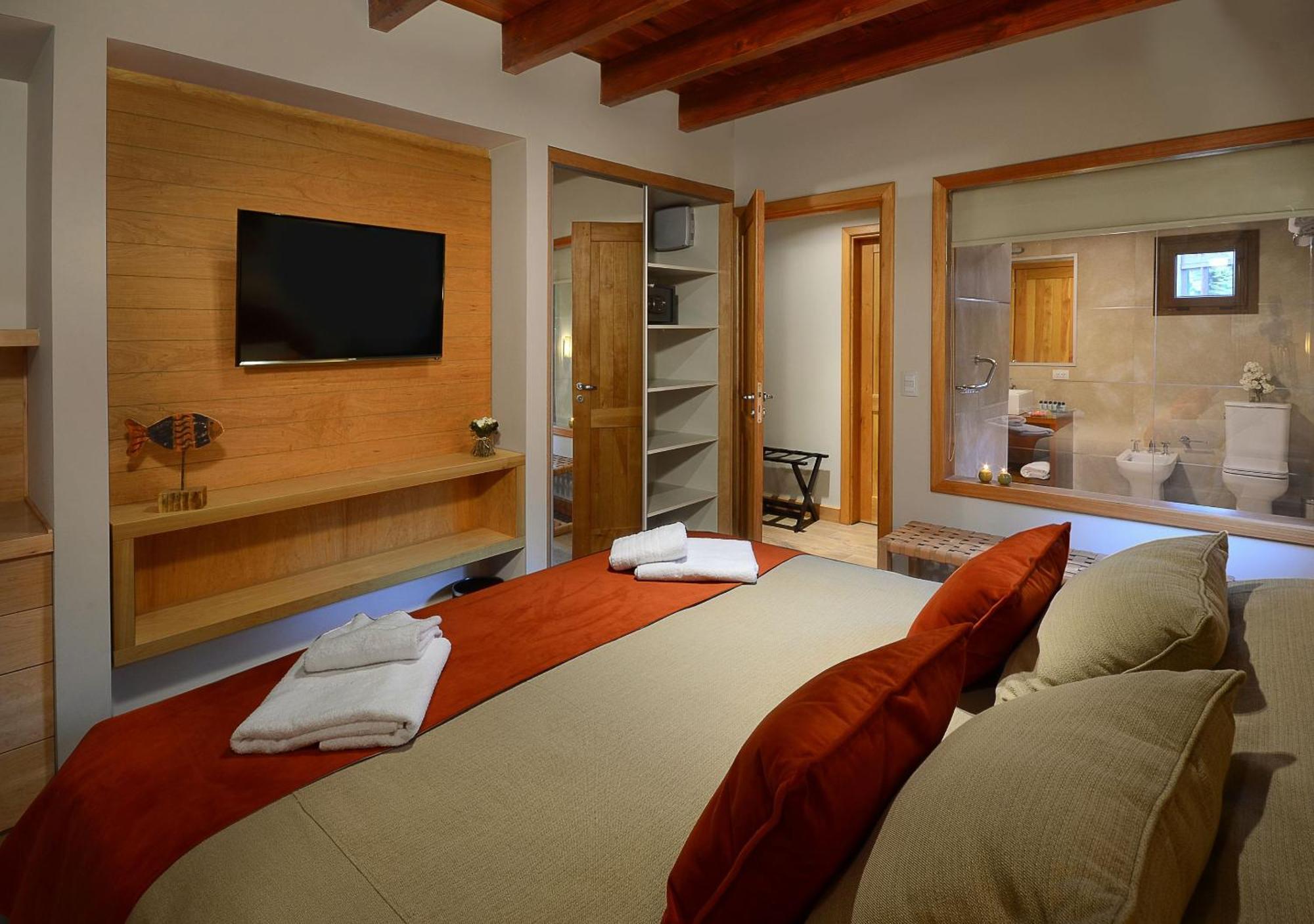 Huenu By Dot Boutique Hotel Villa La Angostura Eksteriør billede